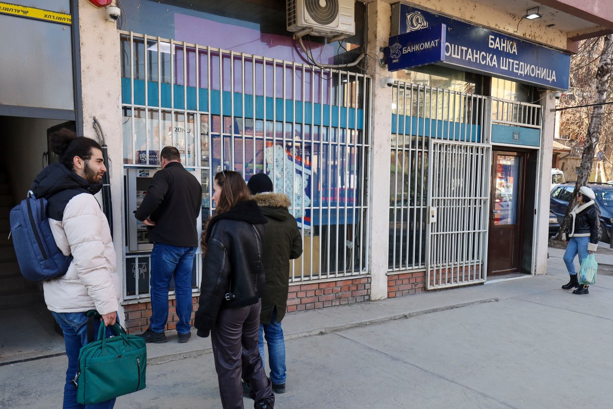Kosovo&rsquo;s block on the Serbian currency raises alarm in the EU and US